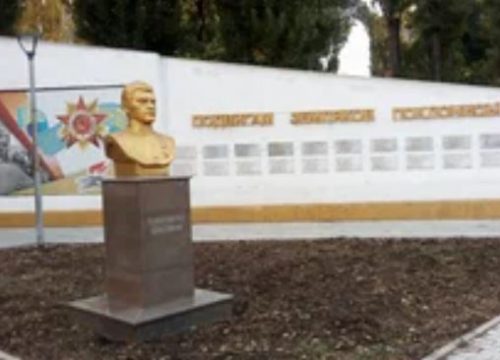 Monument "Bakhtybai Zholbarysuly"