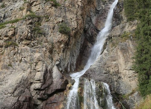 Самый высокий водопад в Казахстане – Бурхан-Булак